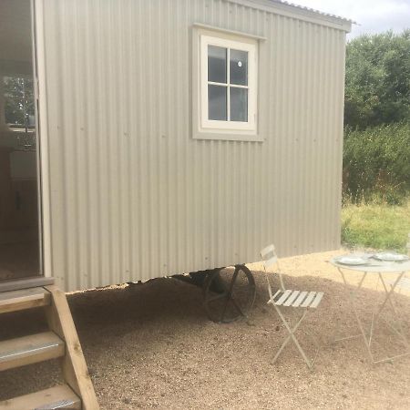 Romantic Secluded Shepherd Hut Hares Rest Southwick  المظهر الخارجي الصورة